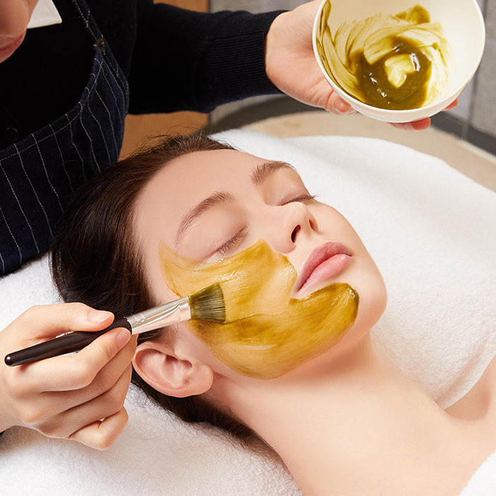 EXPRESS DEEP CLEANSING AND HYDRATING FACIAL