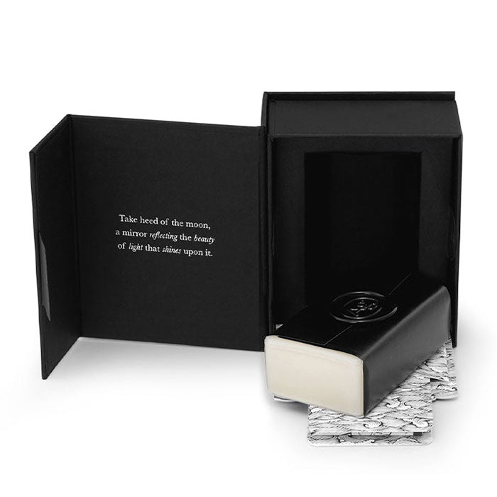 ILLUMINATING SILVER CLEANSER BAR